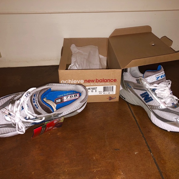 NEW BALANCE ‘MR768’ MEN’S RUNNING/CASUAL SHOE - Picture 4 of 8